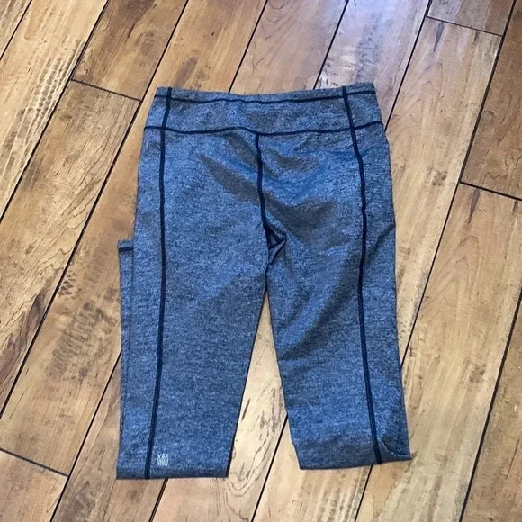 Victorias Secret sport VSX leggings - Picture 4 of 4